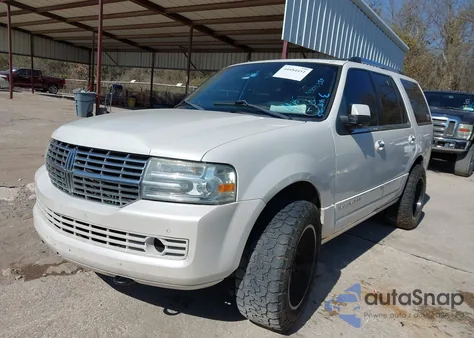 2011 Lincoln Navigator from USA, damaged, VIN 5LMJJ2J54BEJ03380